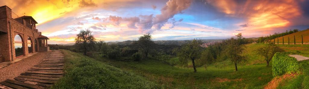 I Tre Poggi Dimora di Charme Villa Canelli Esterno foto